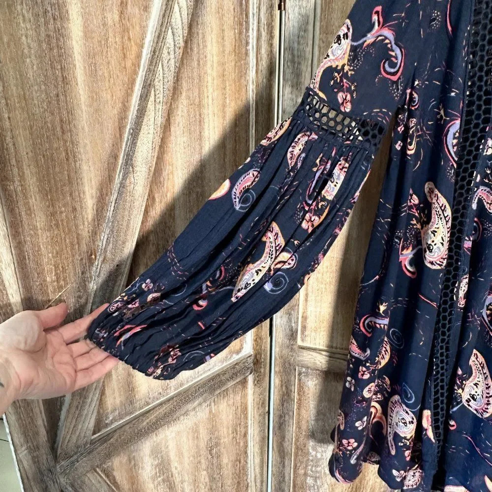 Free People Navy Floral Paisley V-Neck Tunic - Picture 9 of 11